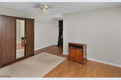 752 Park Ave, Middletown, NJ 07718 - Photo 22