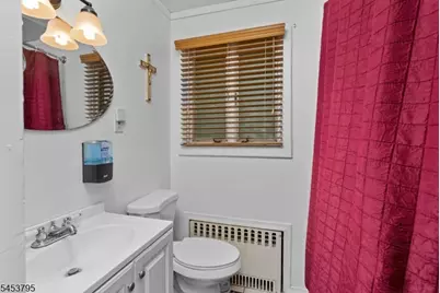 752 Park Ave, Middletown, NJ 07718 - Photo 20