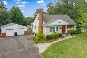 752 Park Ave, Middletown, NJ 07718 - Photo 1