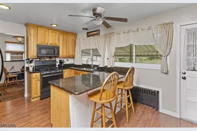 752 Park Ave, Middletown, NJ 07718 - Photo 16