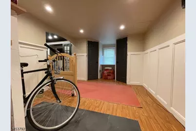 61 Travelo Dr, Wayne Twp., NJ 07470 - Photo 18