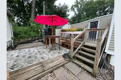 61 Travelo Dr, Wayne Twp., NJ 07470 - Photo 4
