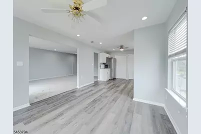 8 Millie Ln #8, East Hanover Township, NJ 07936 - Photo 2