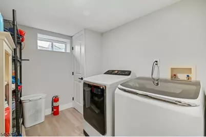 40 Scott Ter, Clifton, NJ 07013 - Photo 10