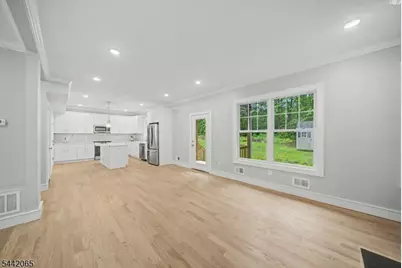 21 Willow Ave, Randolph Township, NJ 07869 - Photo 8
