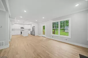 21 Willow Ave, Randolph Township, NJ 07869 - Photo 8