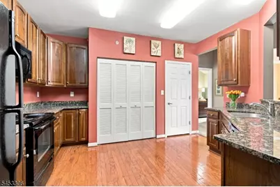 4 Waterman Ln #412, Hillsborough Township, NJ 08844 - Photo 10