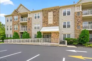 4 Waterman Ln, Hillsborough Township, NJ 08844 - Photo 20