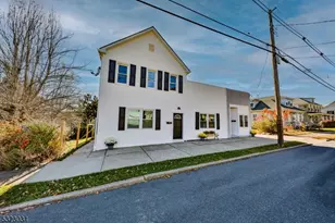 427 E Central Ave, Alpha, NJ 08865 - Photo 12