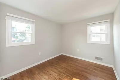 61 Elm St, Clifton, NJ 07013 - Photo 18