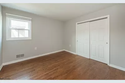 61 Elm St, Clifton, NJ 07013 - Photo 16