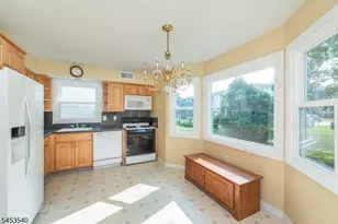 61 Elm St, Clifton, NJ 07013 - Photo 8