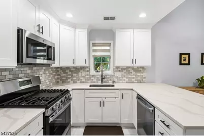 53G Winthrop Rd #G, Monroe Township, NJ 08831 - Photo 4
