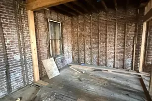 210 Berkeley Ave, Newark, NJ 07107 - Photo 12