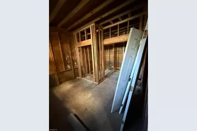 210 Berkeley Ave, Newark, NJ 07107 - Photo 16