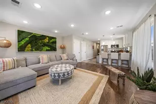 34 Garibaldi Ave, Newark, NJ 07114 - Photo 24