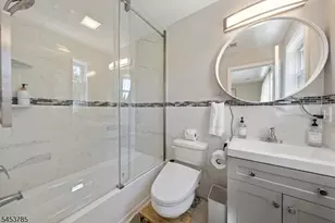 34 Garibaldi Ave, Newark, NJ 07114 - Photo 10
