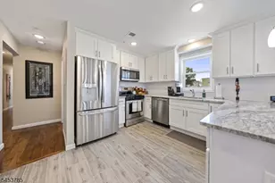 34 Garibaldi Ave, Newark, NJ 07114 - Photo 8