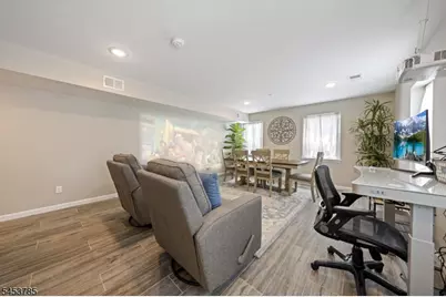 34 Garibaldi Ave, Newark, NJ 07114 - Photo 34