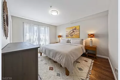 34 Garibaldi Ave, Newark, NJ 07114 - Photo 4