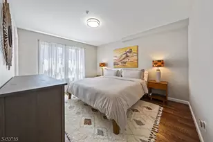 34 Garibaldi Ave, Newark, NJ 07114 - Photo 4