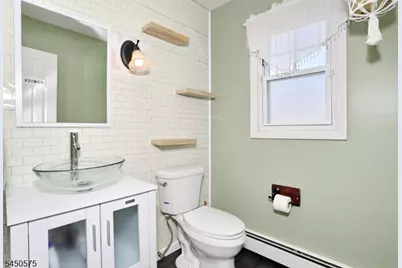 62 Molinari Dr, Wanaque, NJ 07465 - Photo 18