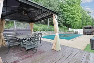 62 Molinari Dr, Wanaque, NJ 07465 - Photo 30