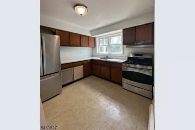 42 A3Woodedge Ave, Edison Twp., NJ 08817 - Photo 4