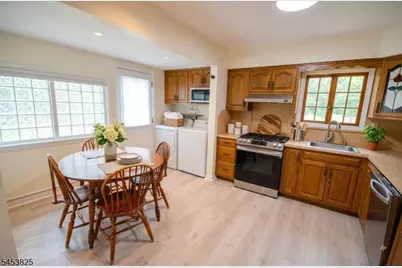 9 Korda Pl, Hanover Township, NJ 07927 - Photo 4