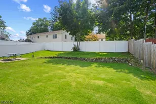 5 Sally St, Bloomingdale, NJ 07403 - Photo 34