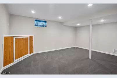 5 Sally St, Bloomingdale, NJ 07403 - Photo 24