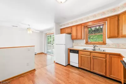 65 Prospect Point Rd, Jefferson Township, NJ 07849 - Photo 6
