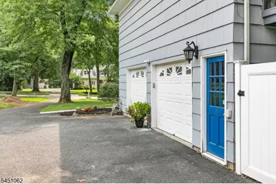 67 Kinnan Way, Bernards Township, NJ 07920 - Photo 4