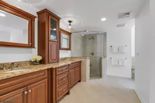 87 Peachtree Rd, Bernards Township, NJ 07920 - Photo 24