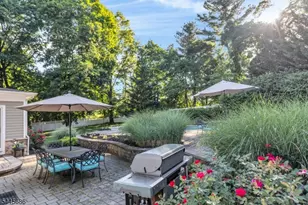 87 Peachtree Rd, Bernards Township, NJ 07920 - Photo 36