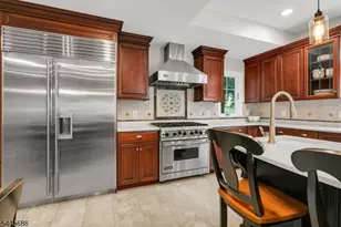 87 Peachtree Rd, Bernards Township, NJ 07920 - Photo 16