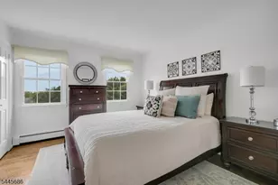 87 Peachtree Rd, Bernards Township, NJ 07920 - Photo 28