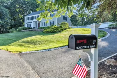 87 Peachtree Rd, Bernards Township, NJ 07920 - Photo 2