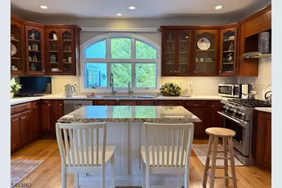 2 Glencree Ln, Clinton Township, NJ 08833 - Photo 4