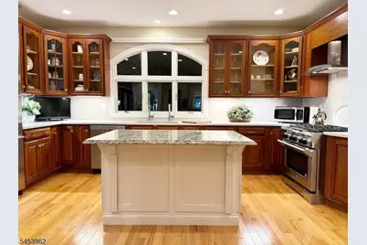 2 Glencree Ln, Clinton Township, NJ 08833 - Photo 6