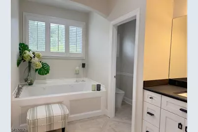 2 Glencree Ln, Clinton Township, NJ 08833 - Photo 22