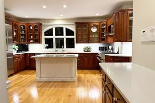 2 Glencree Ln, Clinton Township, NJ 08833 - Photo 10