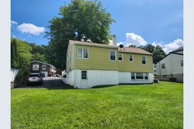 11 Bullens Ave, Wayne, NJ 07470 - Photo 6