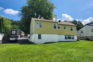 11 Bullens Ave, Wayne, NJ 07470 - Photo 6