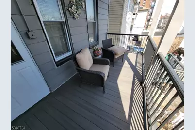 201 Clifton Ave, Newark, NJ 07104 - Photo 6