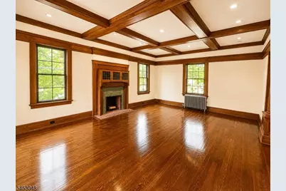 2 Cloverhill Pl #1, Montclair, NJ 07042 - Photo 10