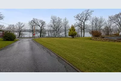 14 High St, Mount Olive, NJ 07828 - Photo 10