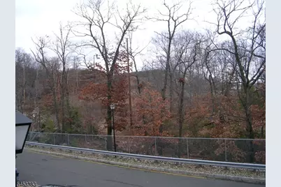 1203 Wharton Ct, Riverdale, NJ 07457 - Photo 8