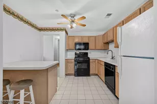 116 Whisper Way E, Roxbury Township, NJ 07852 - Photo 18