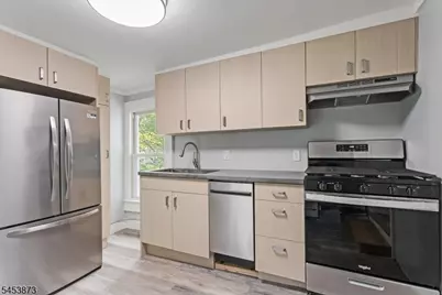4 Maple St, Andover, NJ 07821 - Photo 2